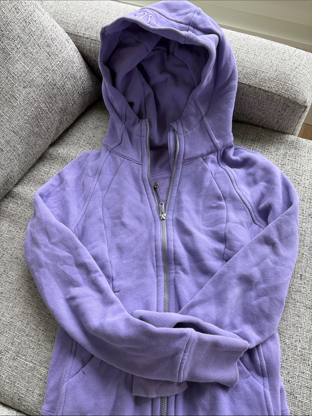 Women’s Lululemon Lavender Hooded Zip Jacket